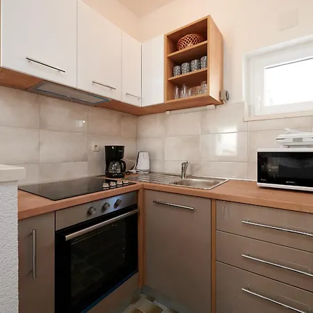 Apartment With A Parking Space - 22635